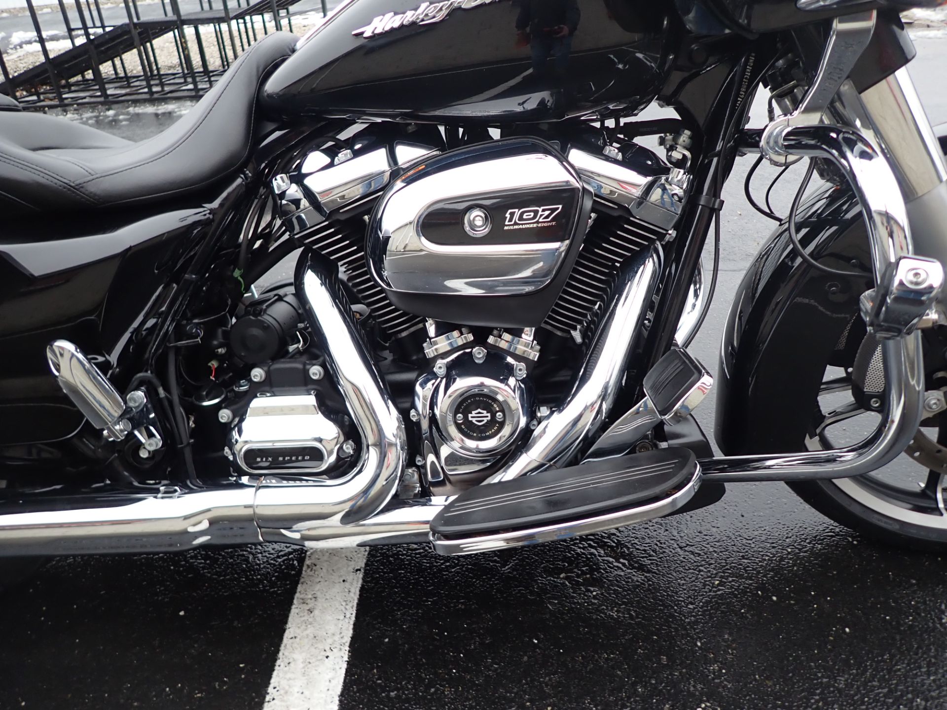 2017 Harley-Davidson Road Glide® Special in Massillon, Ohio - Photo 5