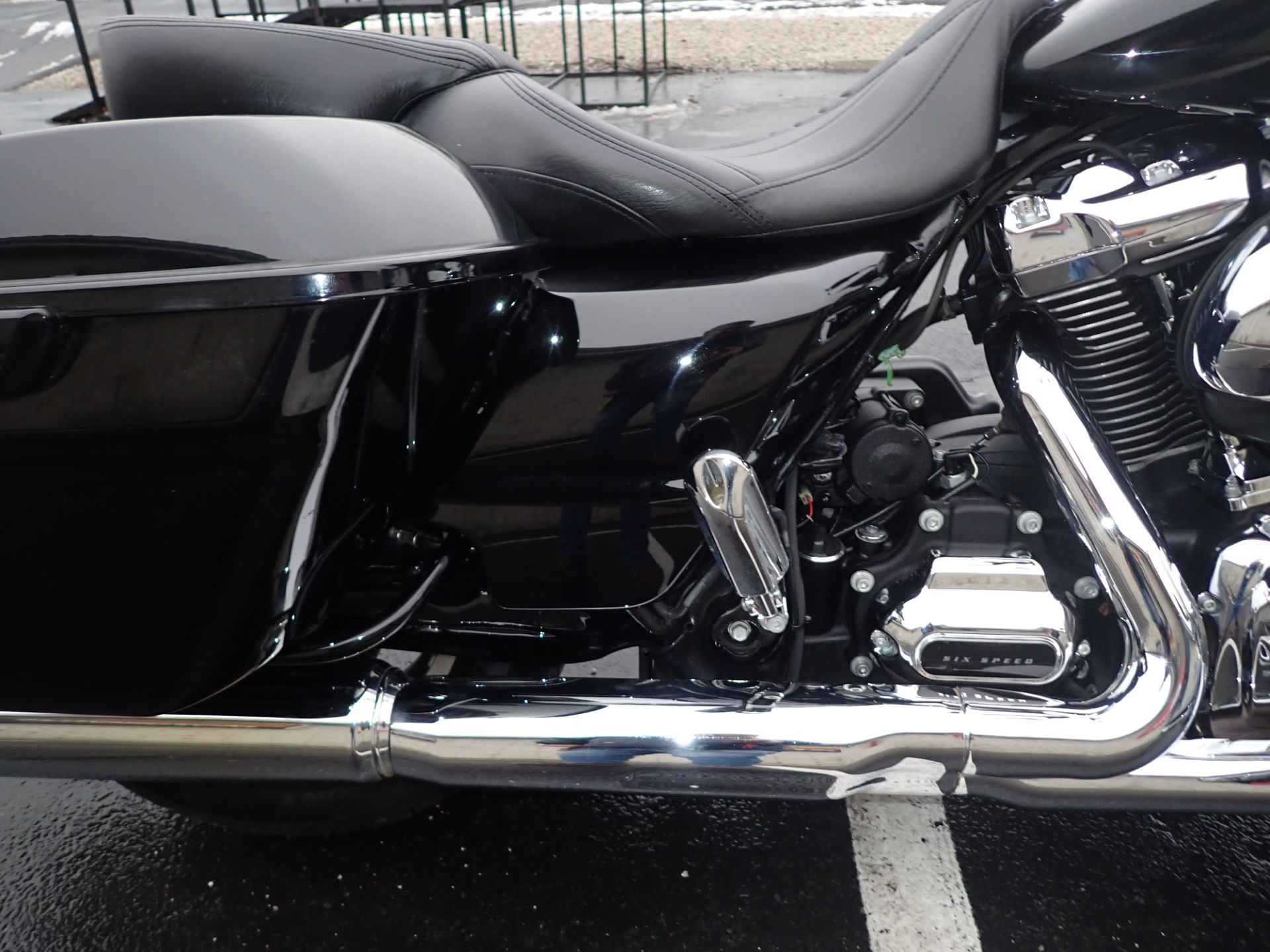 2017 Harley-Davidson Road Glide® Special in Massillon, Ohio - Photo 6