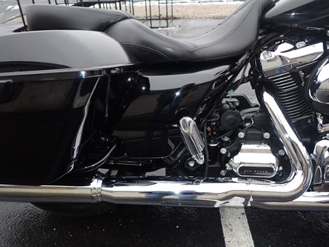 2017 Harley-Davidson Road Glide® Special in Massillon, Ohio - Photo 6