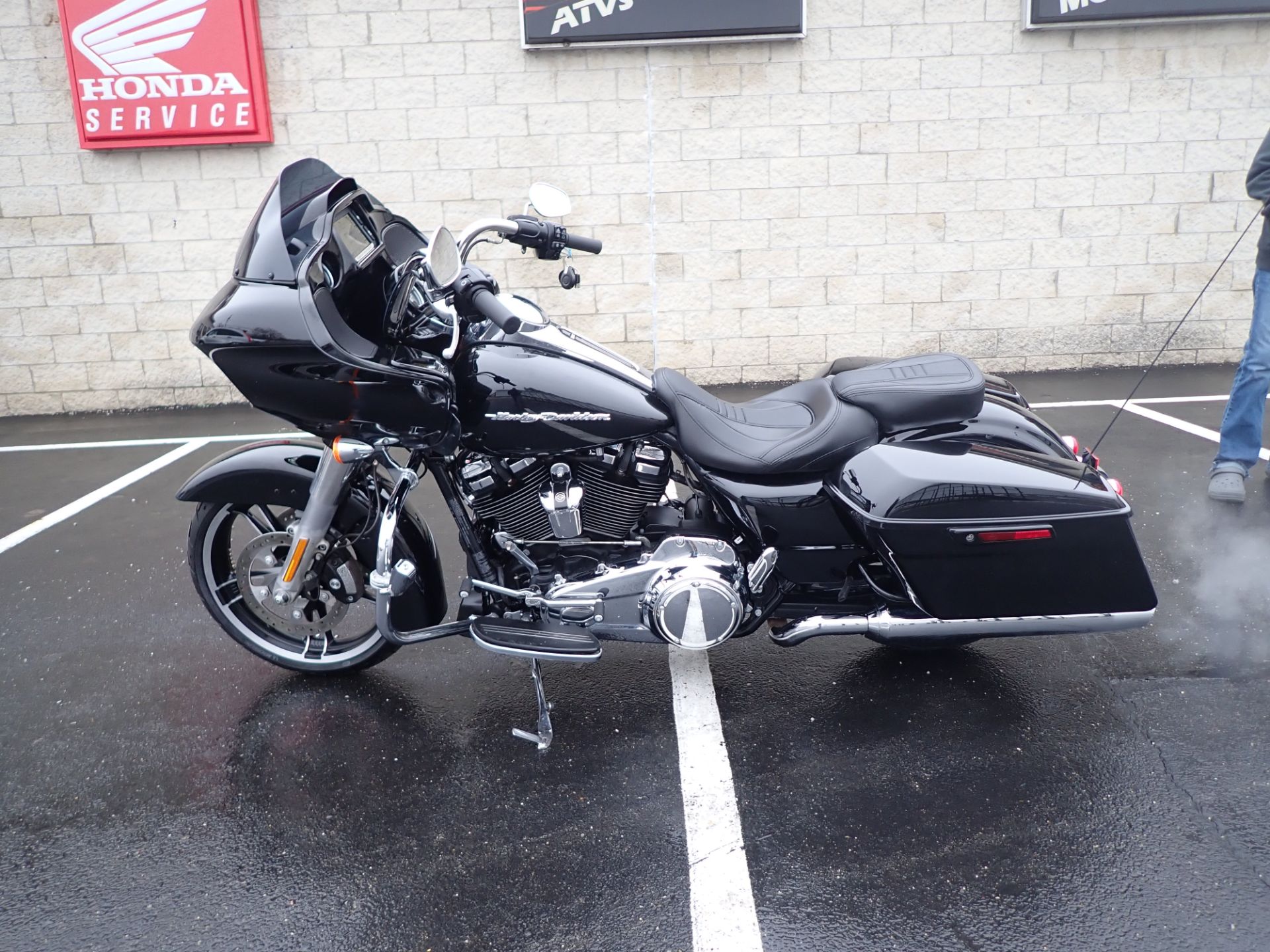 2017 Harley-Davidson Road Glide® Special in Massillon, Ohio - Photo 15