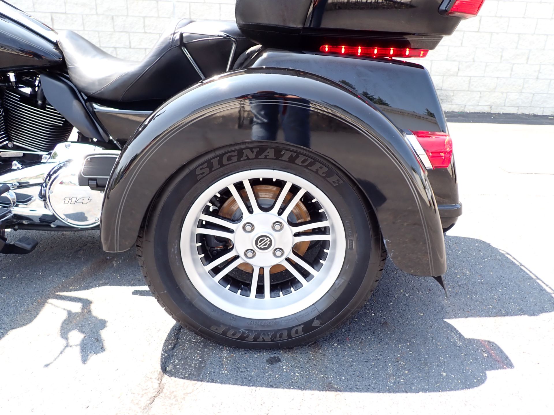 2020 Harley-Davidson Tri Glide® Ultra in Massillon, Ohio - Photo 17