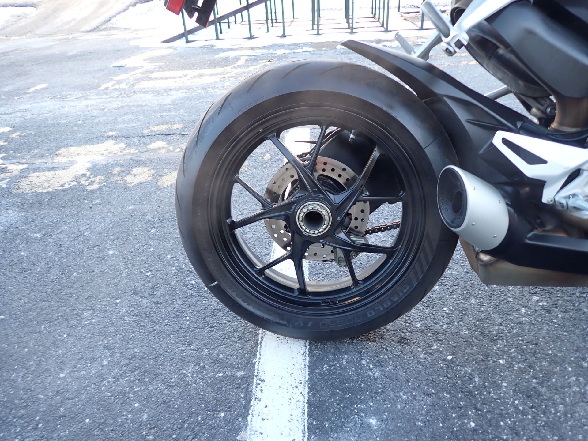 2022 Ducati Streetfighter V2 in Massillon, Ohio - Photo 7