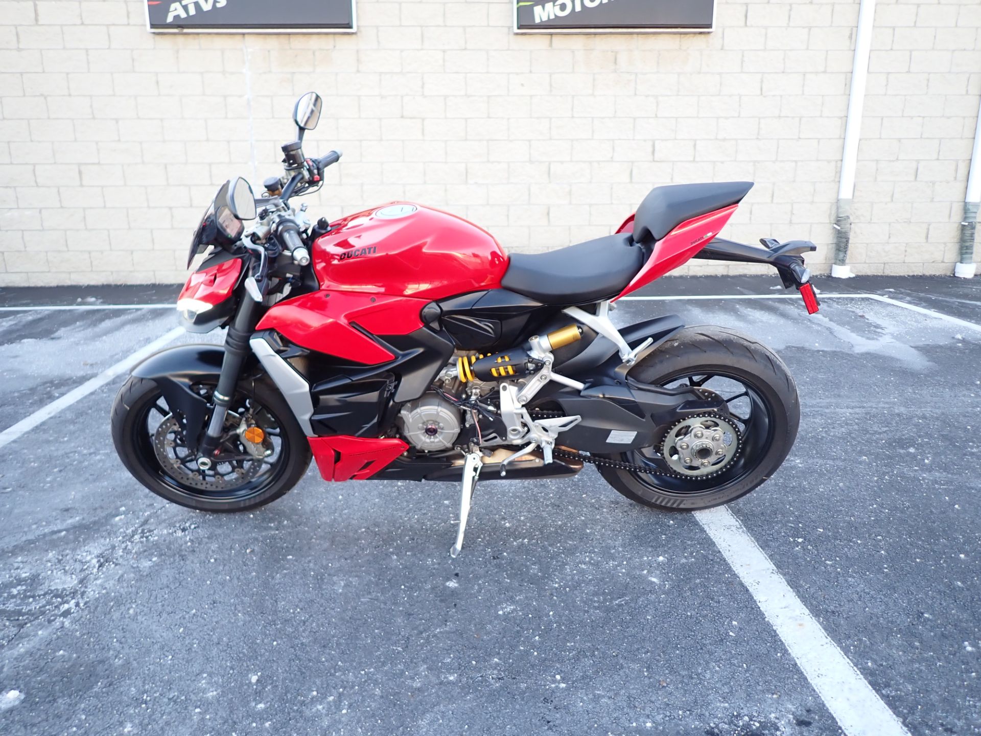 2022 Ducati Streetfighter V2 in Massillon, Ohio - Photo 14