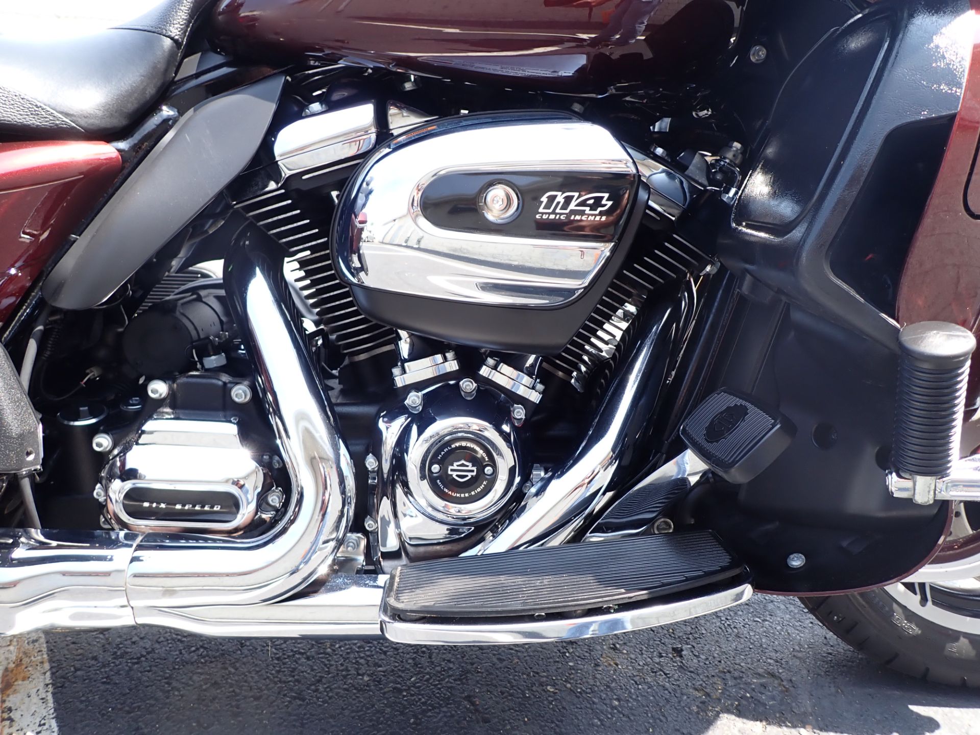 2019 Harley-Davidson Road Glide® Ultra in Massillon, Ohio - Photo 4