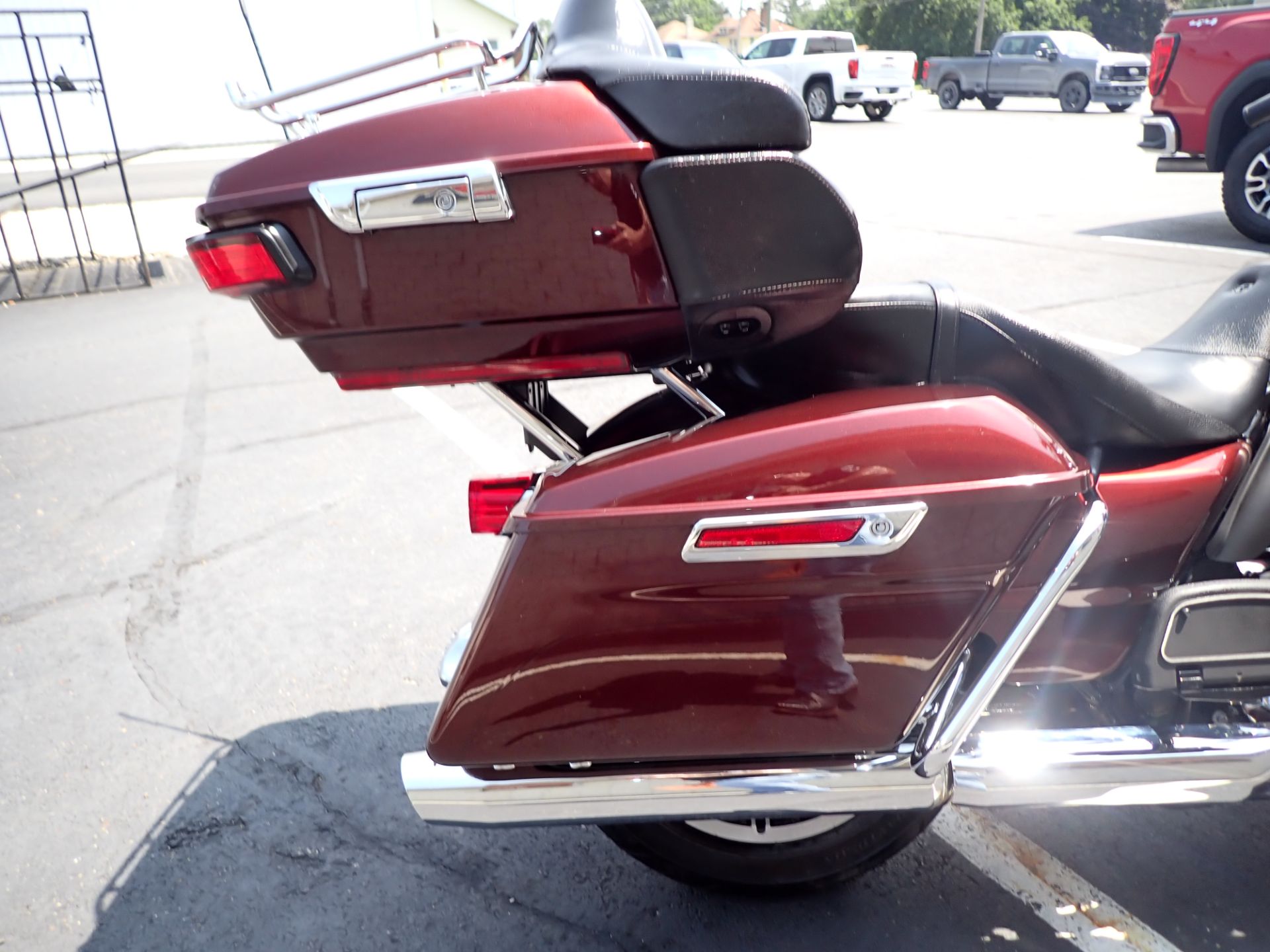 2019 Harley-Davidson Road Glide® Ultra in Massillon, Ohio - Photo 5