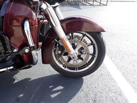2019 Harley-Davidson Road Glide® Ultra in Massillon, Ohio - Photo 2