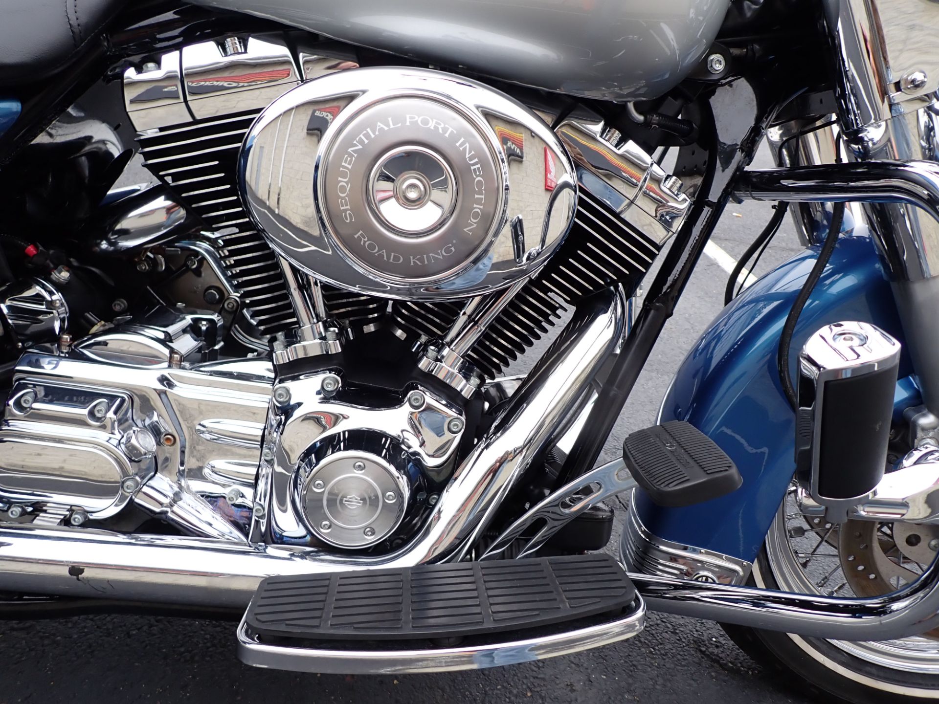 2005 Harley-Davidson FLHR/FLHRI Road King® in Massillon, Ohio - Photo 4