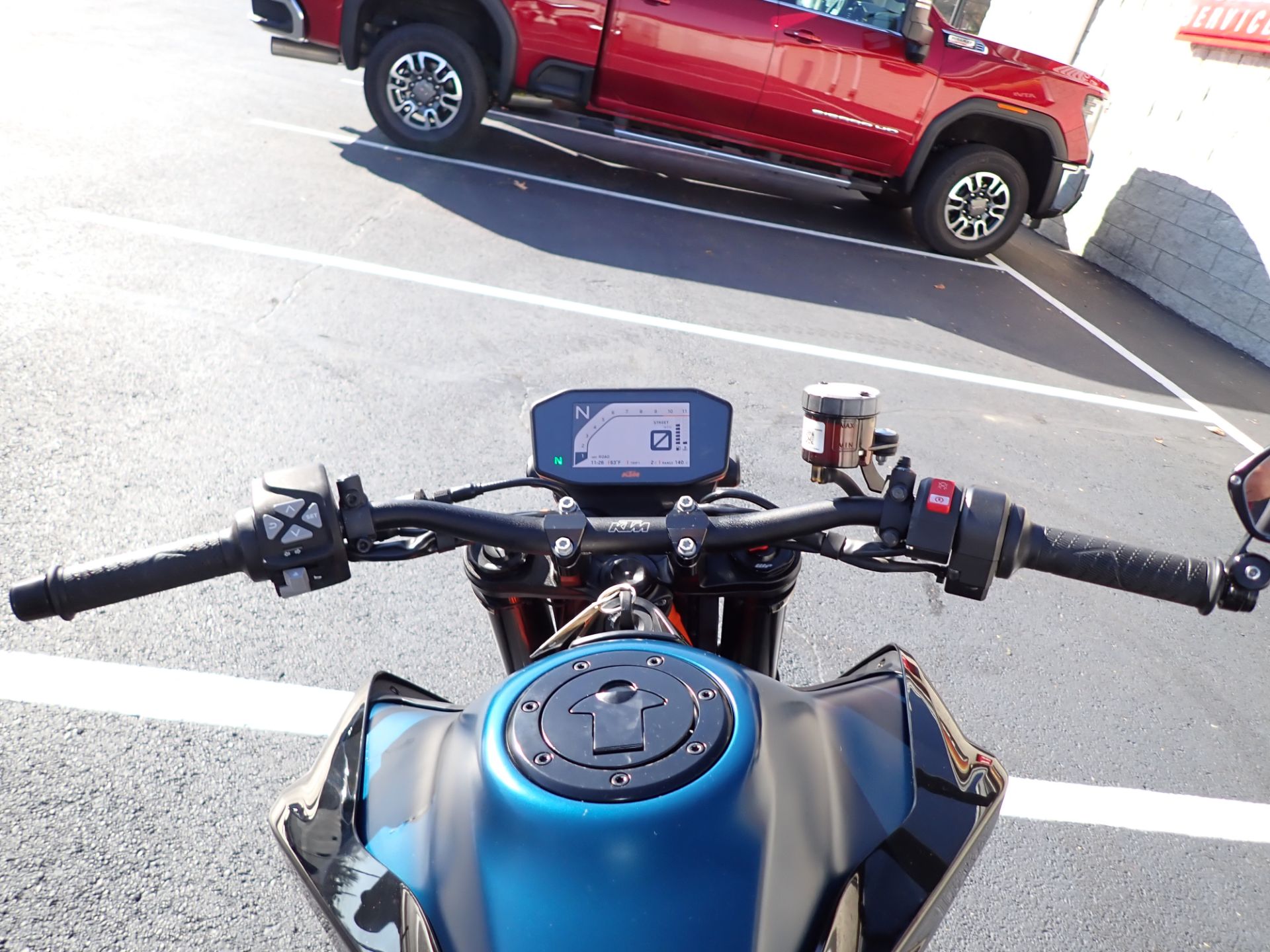 2022 KTM 890 Duke in Massillon, Ohio - Photo 10