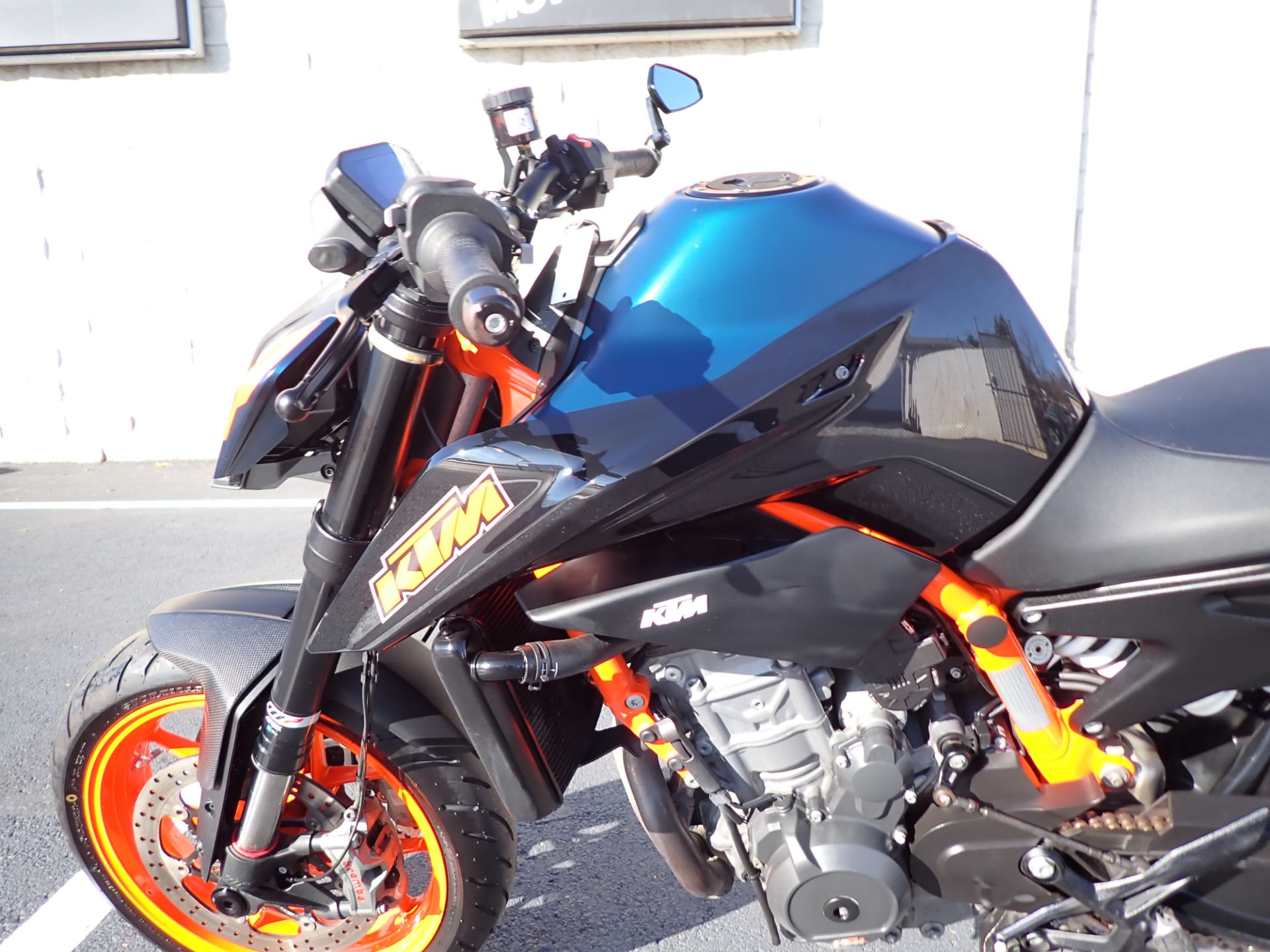 2022 KTM 890 Duke in Massillon, Ohio - Photo 15