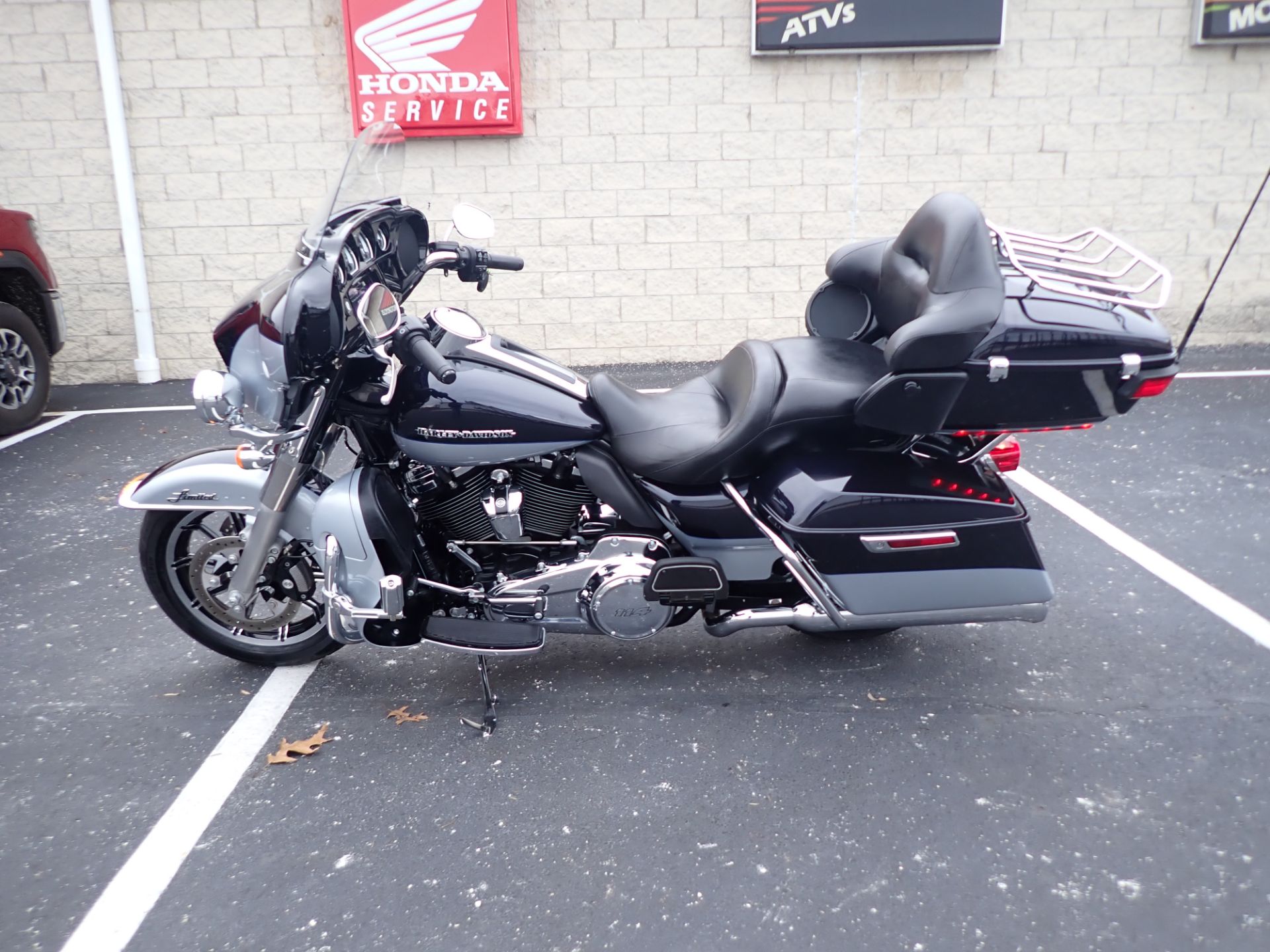 2019 Harley-Davidson Ultra Limited in Massillon, Ohio - Photo 13