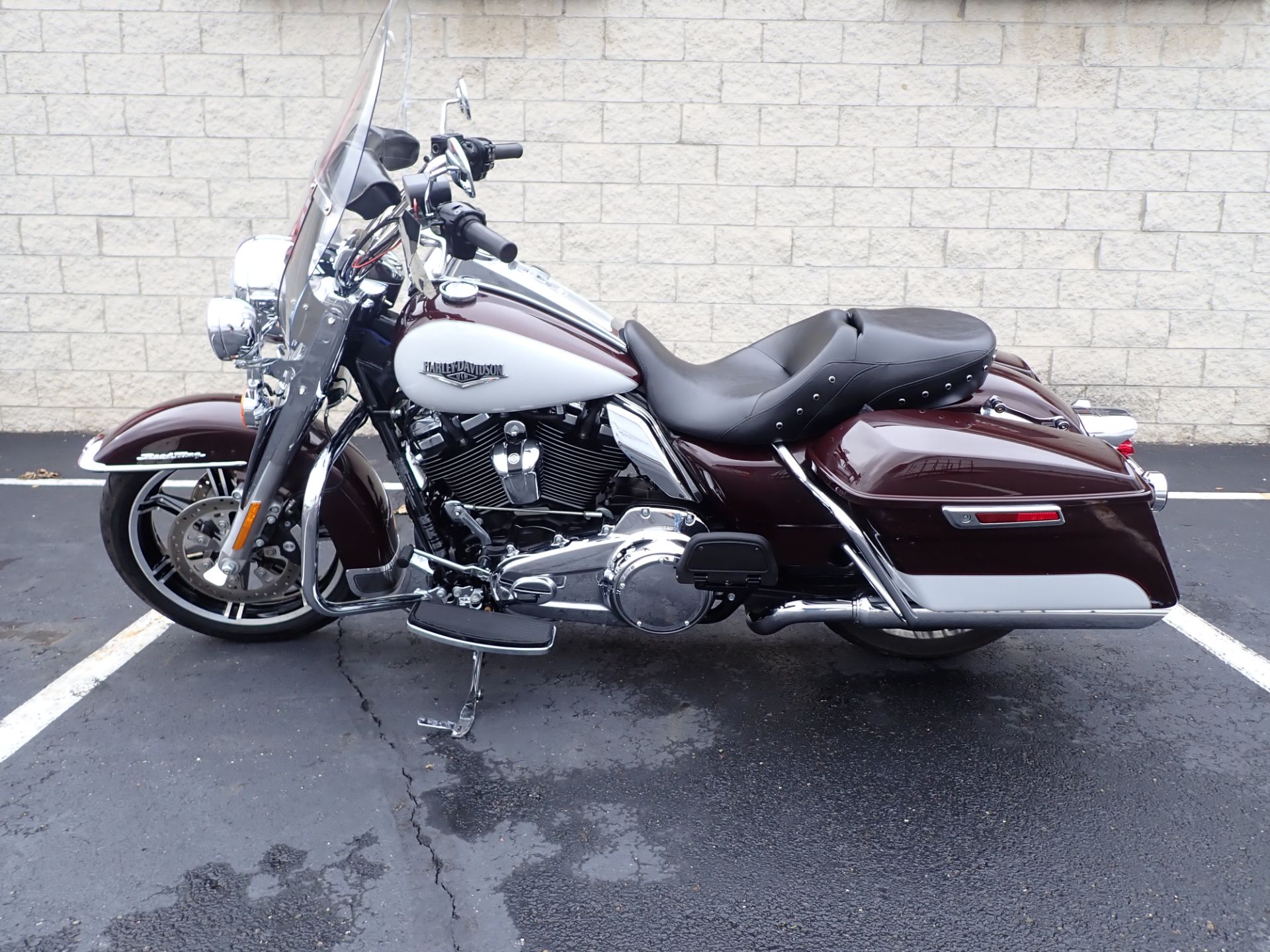 2021 Harley-Davidson Road King® in Massillon, Ohio - Photo 7