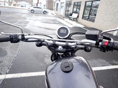 2017 Yamaha SCR950 in Massillon, Ohio - Photo 10