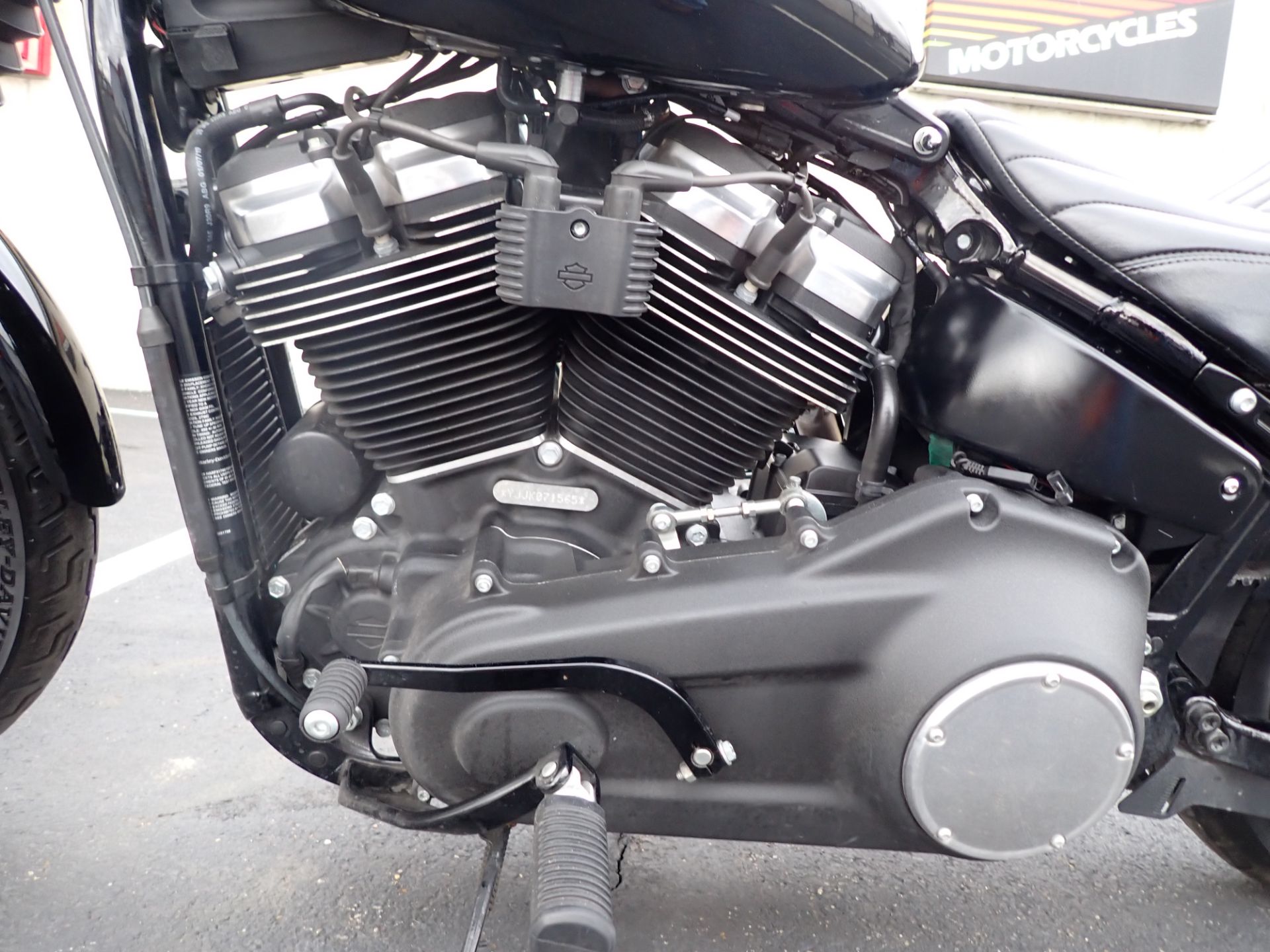2019 Harley-Davidson Street Bob® in Massillon, Ohio - Photo 8