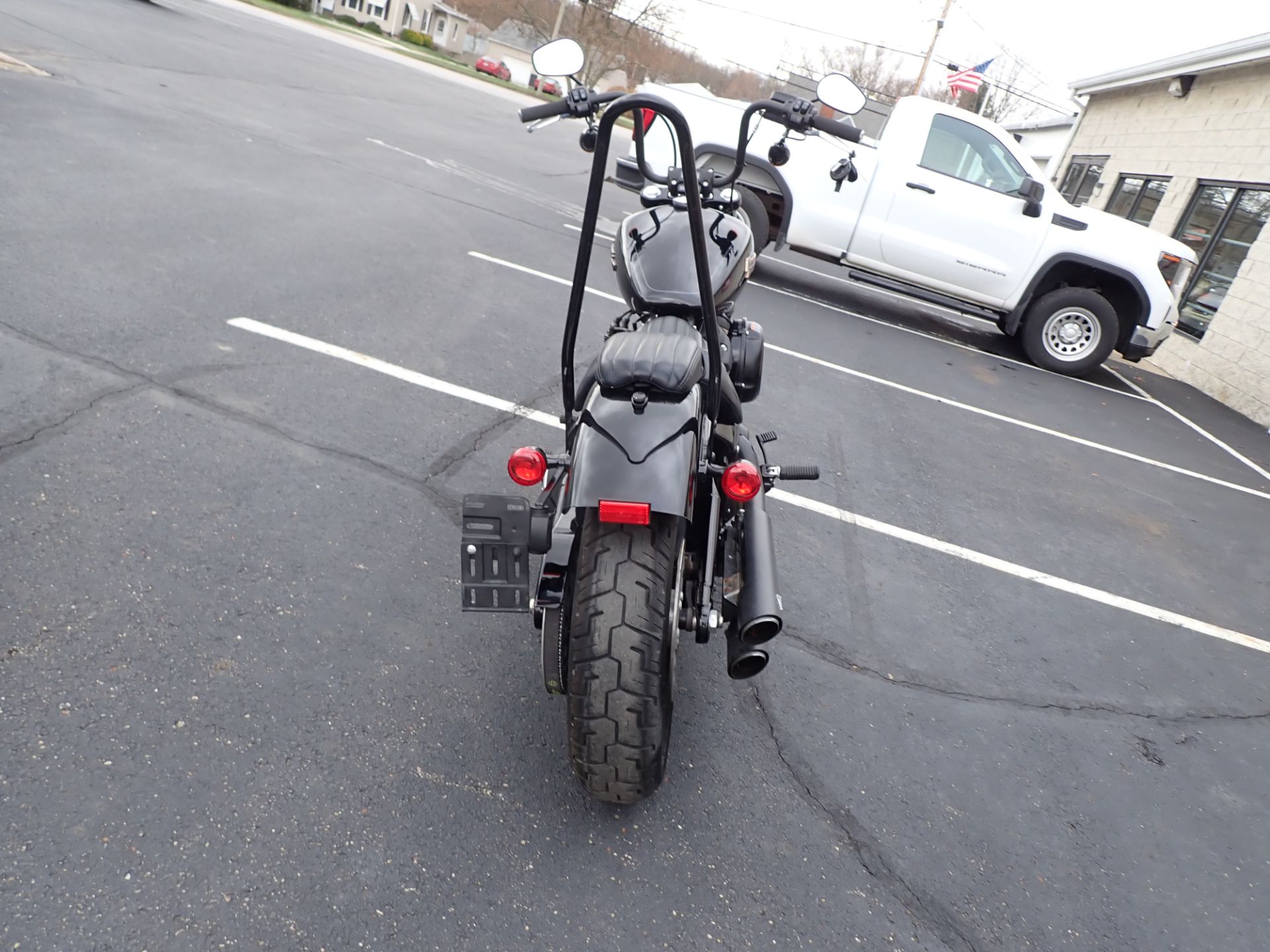 2019 Harley-Davidson Street Bob® in Massillon, Ohio - Photo 15