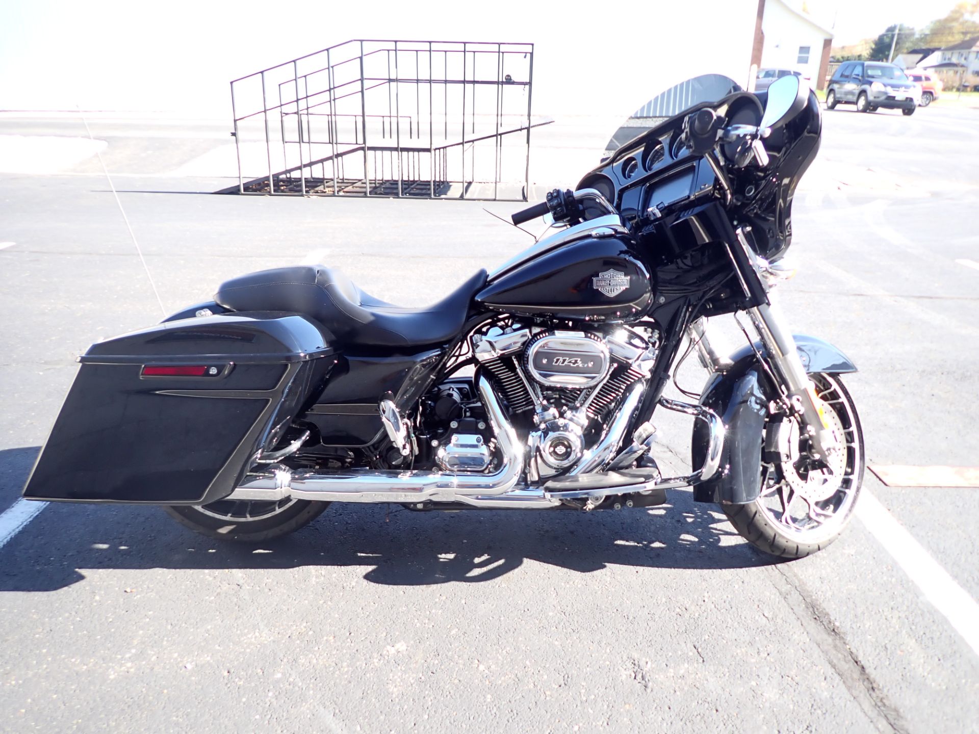2021 Harley-Davidson Street Glide® Special in Massillon, Ohio - Photo 1