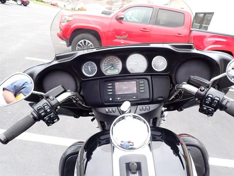 2014 Harley-Davidson Electra Glide® Ultra Classic® in Massillon, Ohio - Photo 13