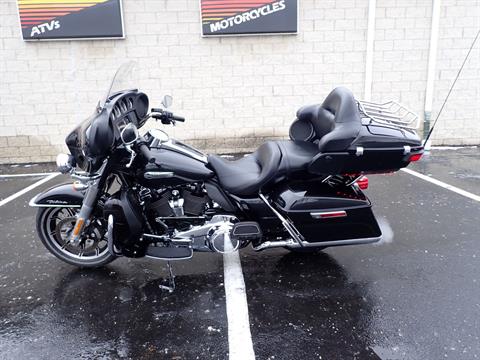 2018 Harley-Davidson Electra Glide® Ultra Classic® in Massillon, Ohio - Photo 16