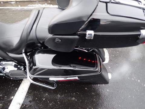 2018 Harley-Davidson Electra Glide® Ultra Classic® in Massillon, Ohio - Photo 21
