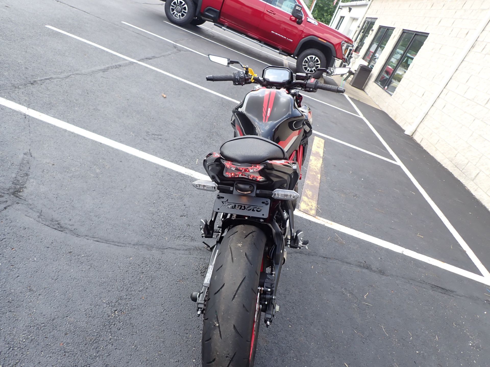2024 Kawasaki Z650 ABS in Massillon, Ohio - Photo 16