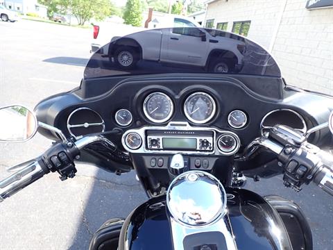 2012 Harley-Davidson Ultra Classic® Electra Glide® in Massillon, Ohio - Photo 10