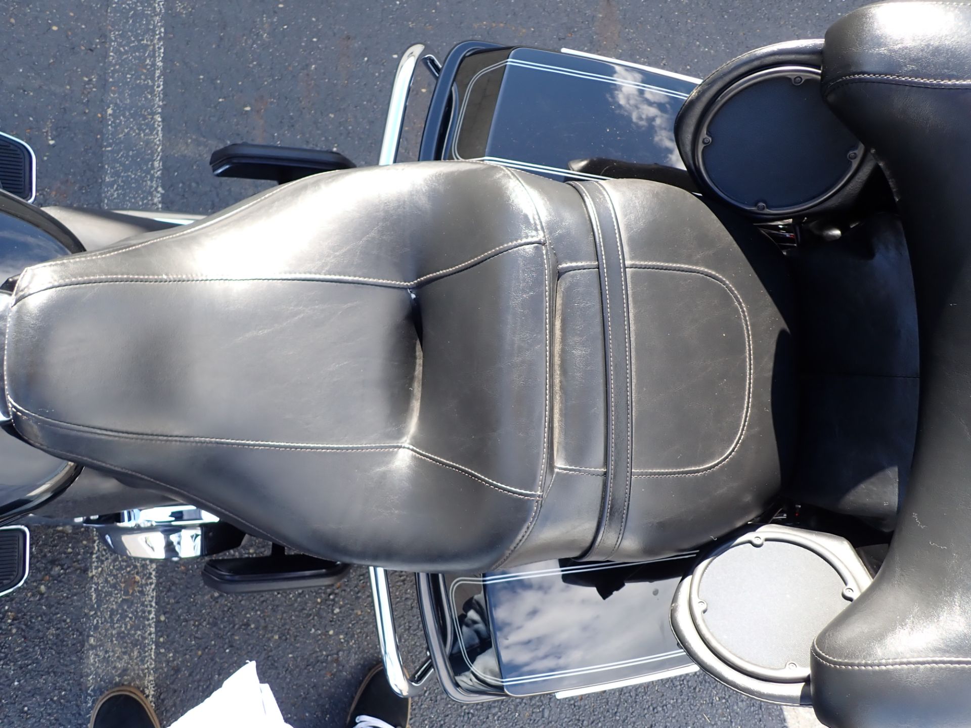 2012 Harley-Davidson Ultra Classic® Electra Glide® in Massillon, Ohio - Photo 12