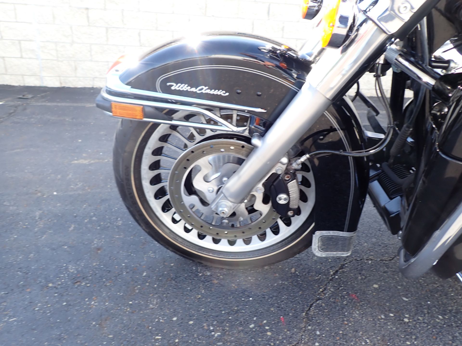 2012 Harley-Davidson Ultra Classic® Electra Glide® in Massillon, Ohio - Photo 14