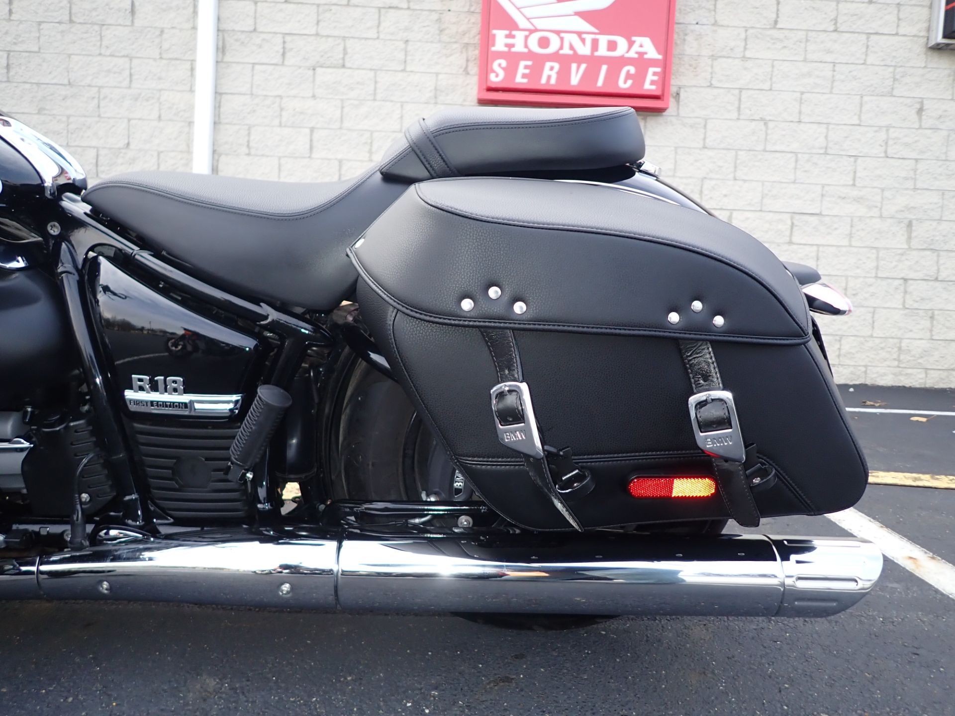 2021 BMW R 18 Classic in Massillon, Ohio - Photo 18