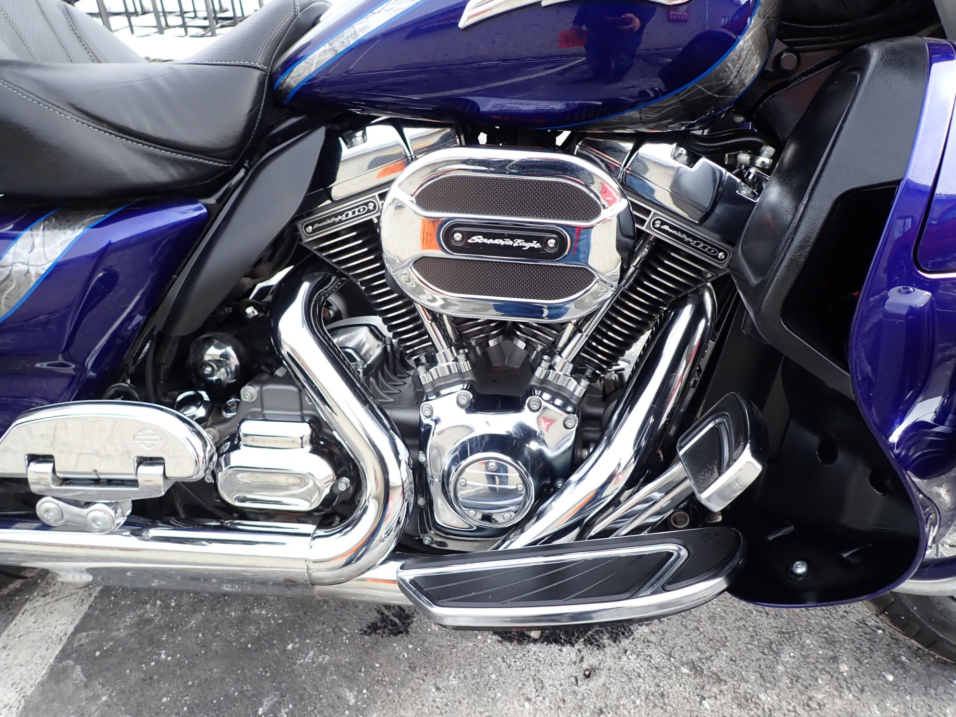 2016 Harley-Davidson CVO™ Limited in Massillon, Ohio - Photo 6