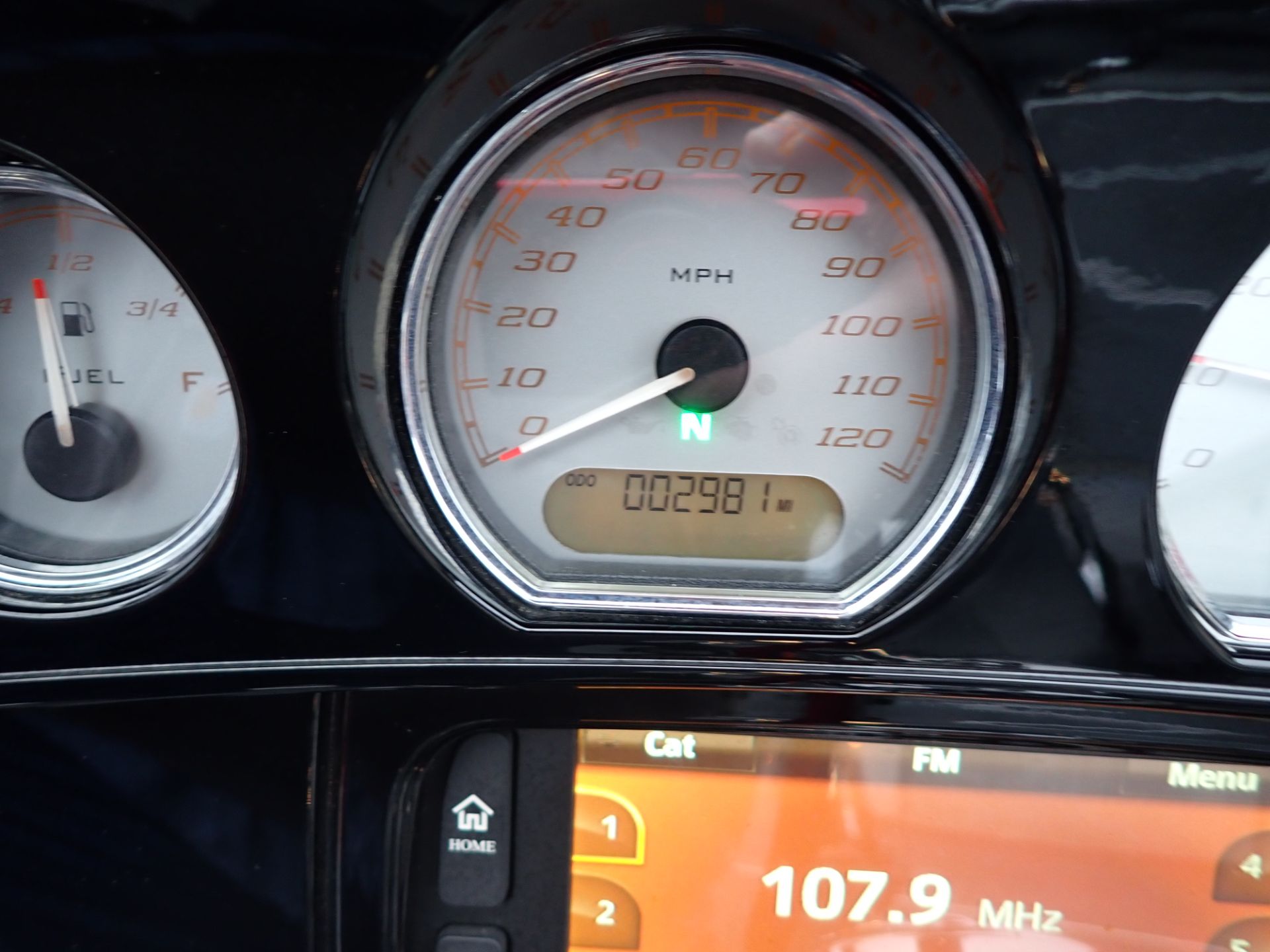 2017 Harley-Davidson Street Glide® Special in Massillon, Ohio - Photo 9