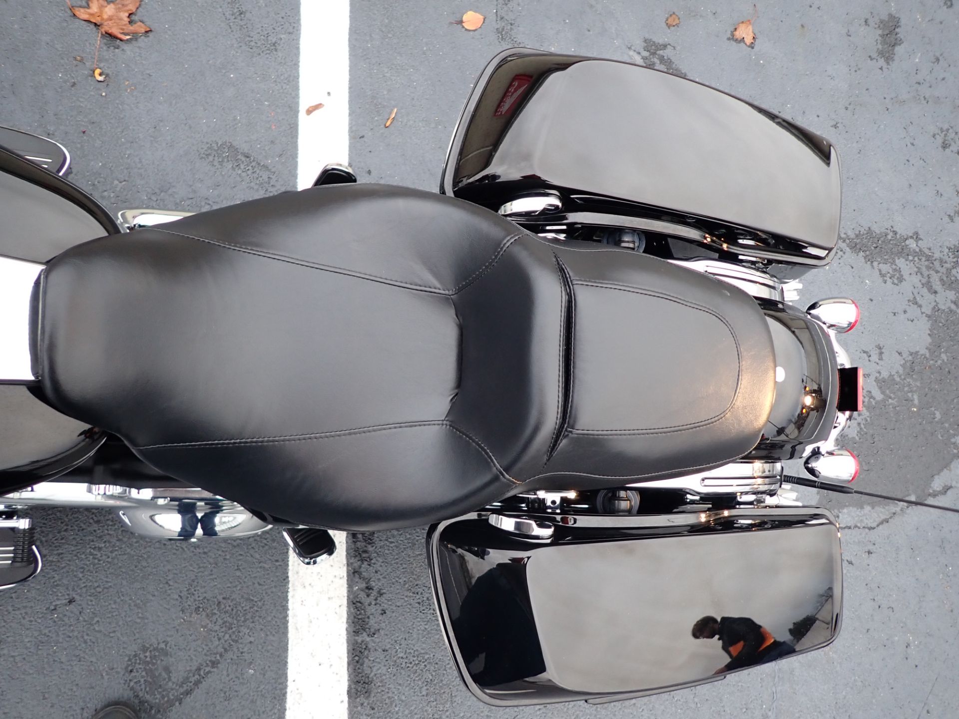 2017 Harley-Davidson Street Glide® Special in Massillon, Ohio - Photo 12