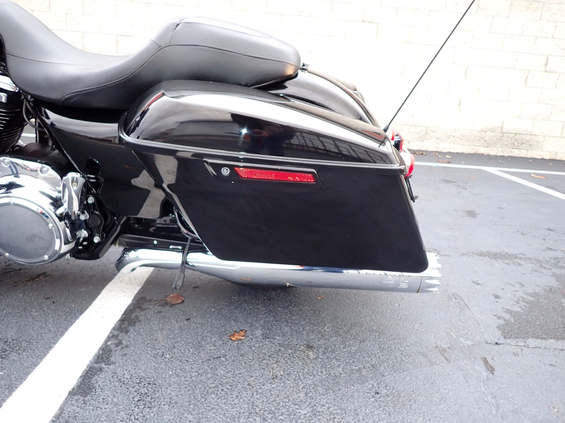 2017 Harley-Davidson Street Glide® Special in Massillon, Ohio - Photo 17