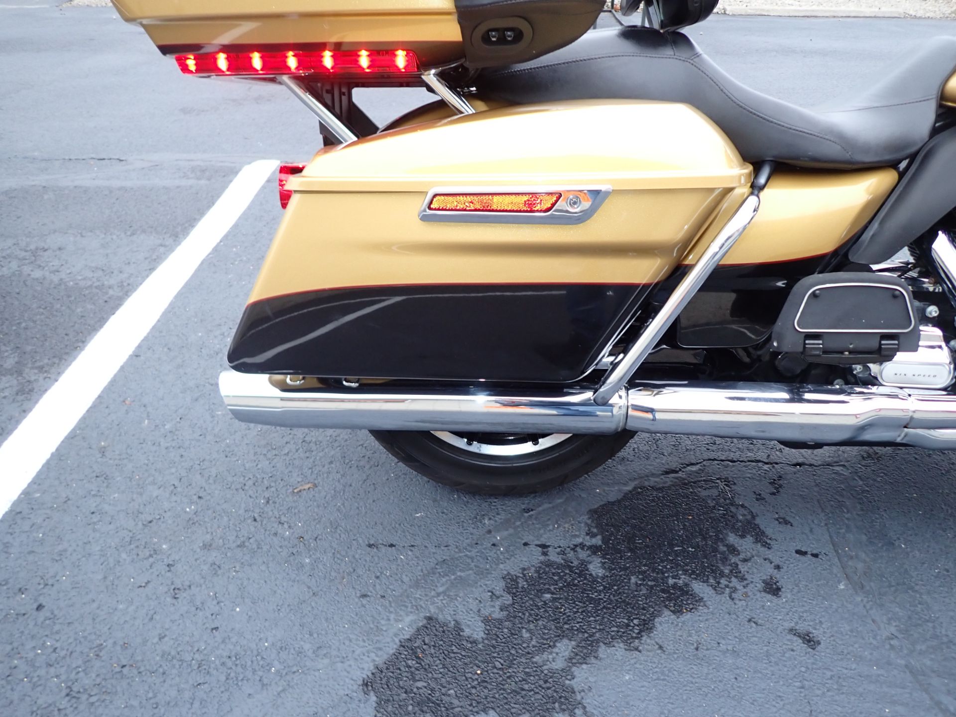 2017 Harley-Davidson Ultra Limited in Massillon, Ohio - Photo 5