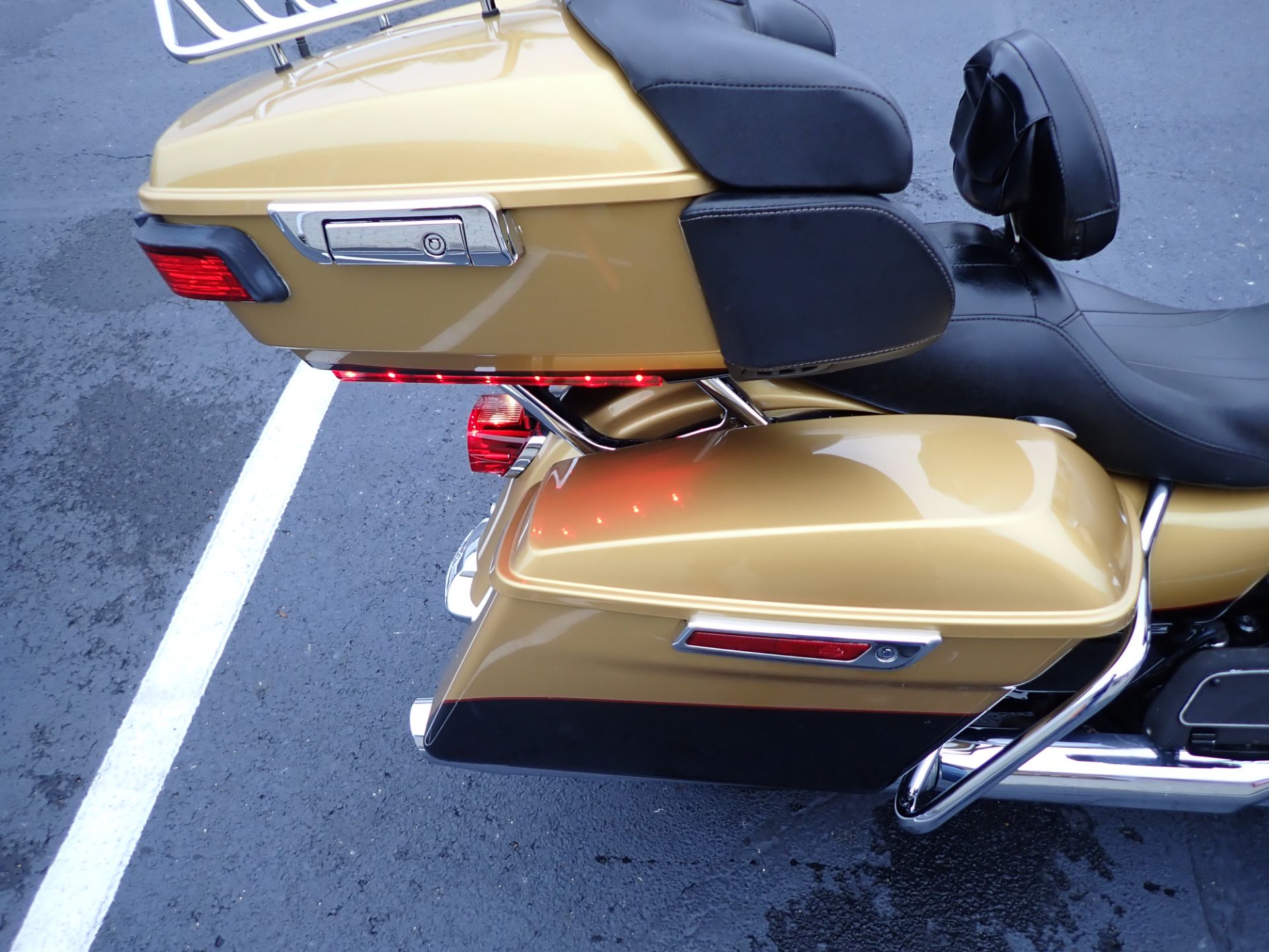 2017 Harley-Davidson Ultra Limited in Massillon, Ohio - Photo 6