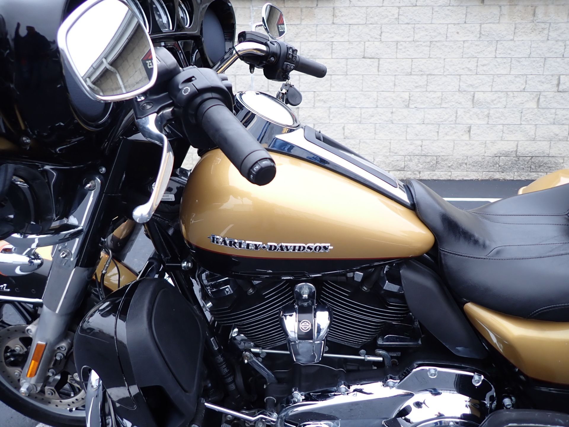 2017 Harley-Davidson Ultra Limited in Massillon, Ohio - Photo 15