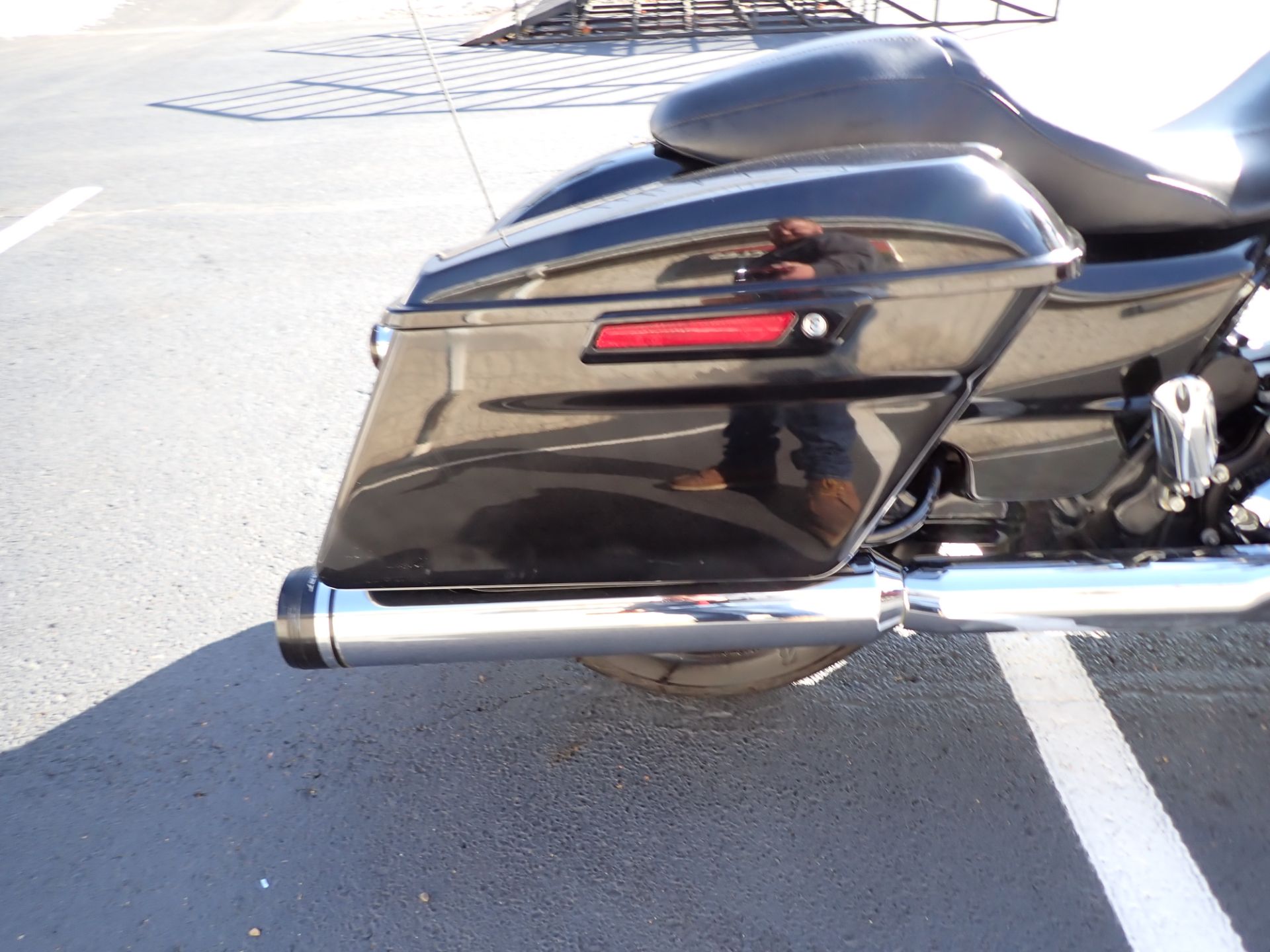 2017 Harley-Davidson Street Glide® in Massillon, Ohio - Photo 5