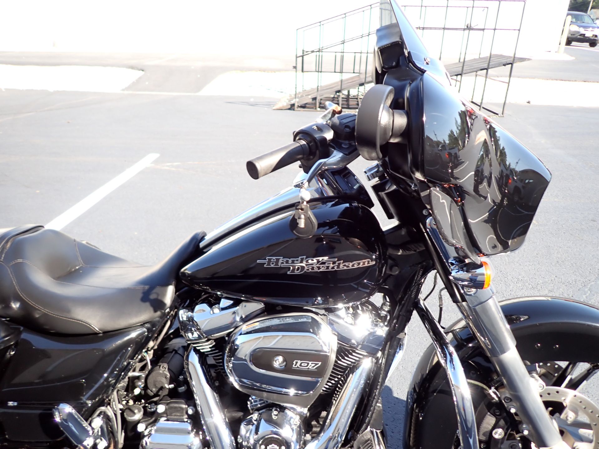 2018 Harley-Davidson Street Glide® in Massillon, Ohio - Photo 3