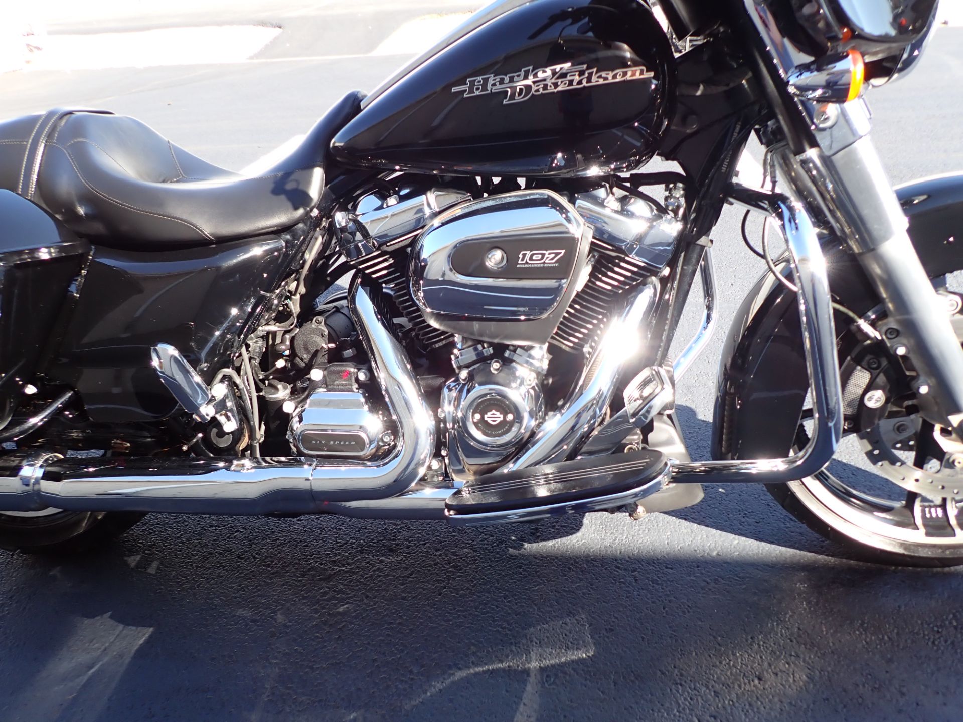 2018 Harley-Davidson Street Glide® in Massillon, Ohio - Photo 4