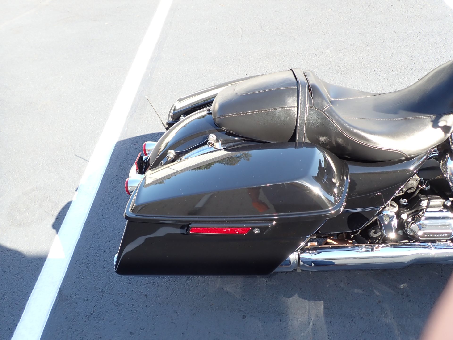 2018 Harley-Davidson Street Glide® in Massillon, Ohio - Photo 6