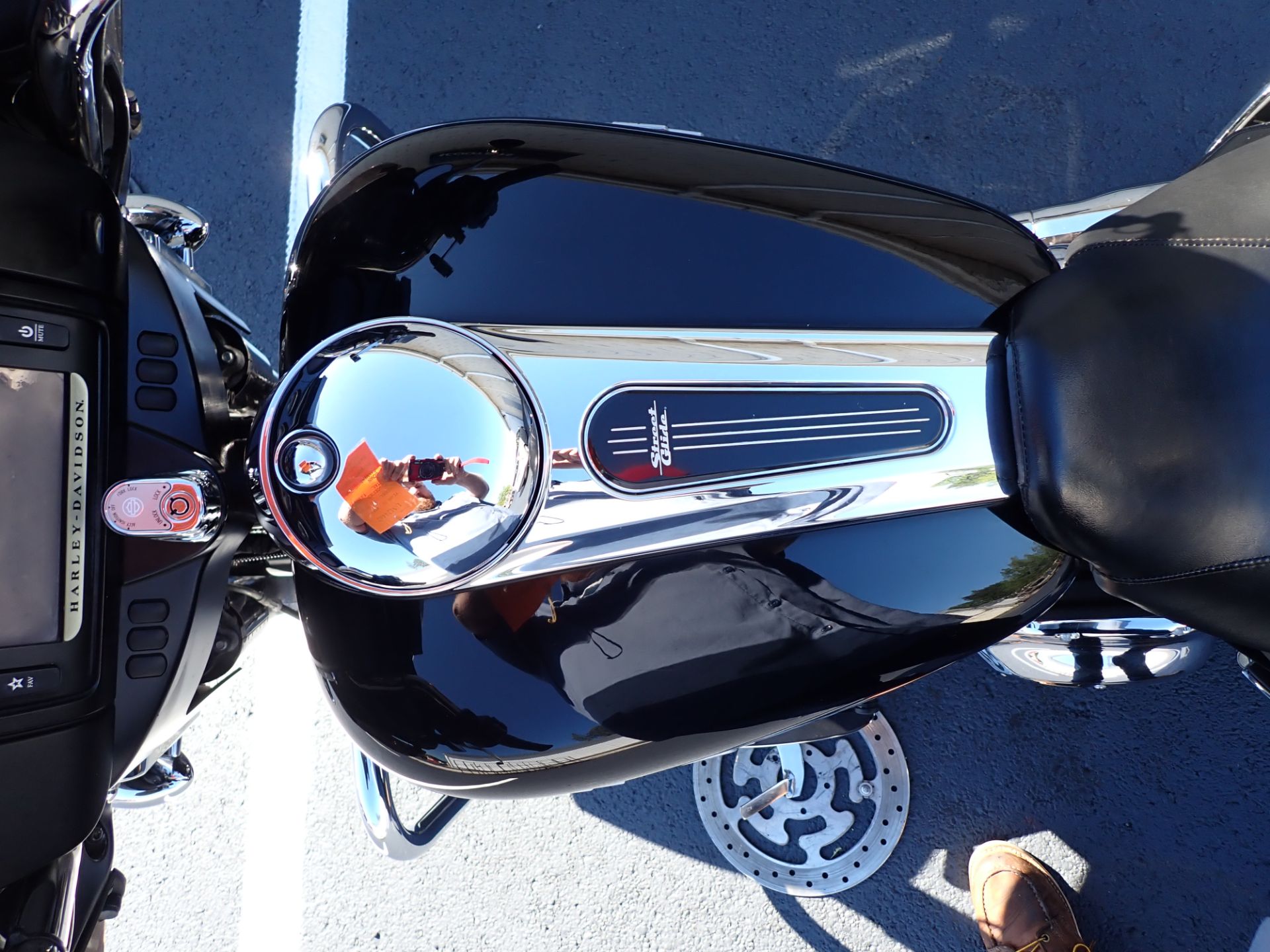 2018 Harley-Davidson Street Glide® in Massillon, Ohio - Photo 11