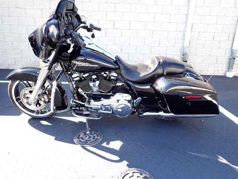 2018 Harley-Davidson Street Glide® in Massillon, Ohio - Photo 13