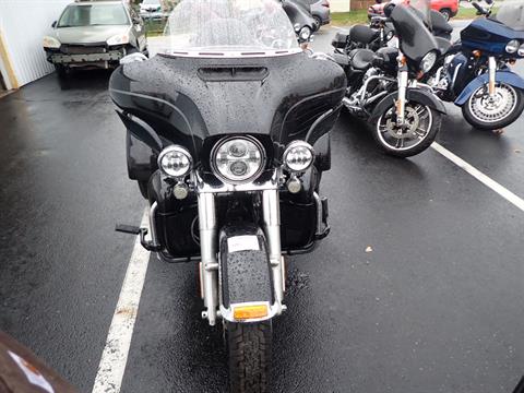 2016 Harley-Davidson Tri Glide® Ultra in Massillon, Ohio - Photo 2