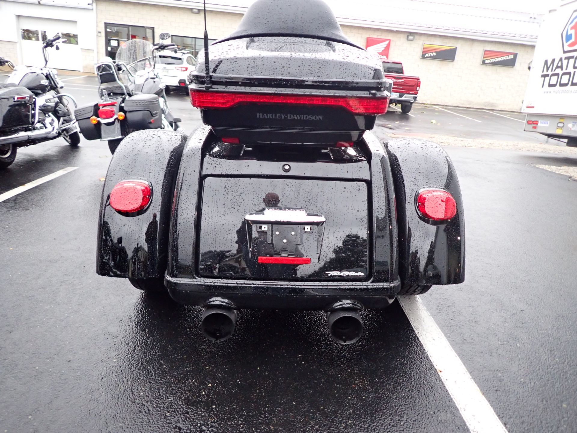 2016 Harley-Davidson Tri Glide® Ultra in Massillon, Ohio - Photo 4