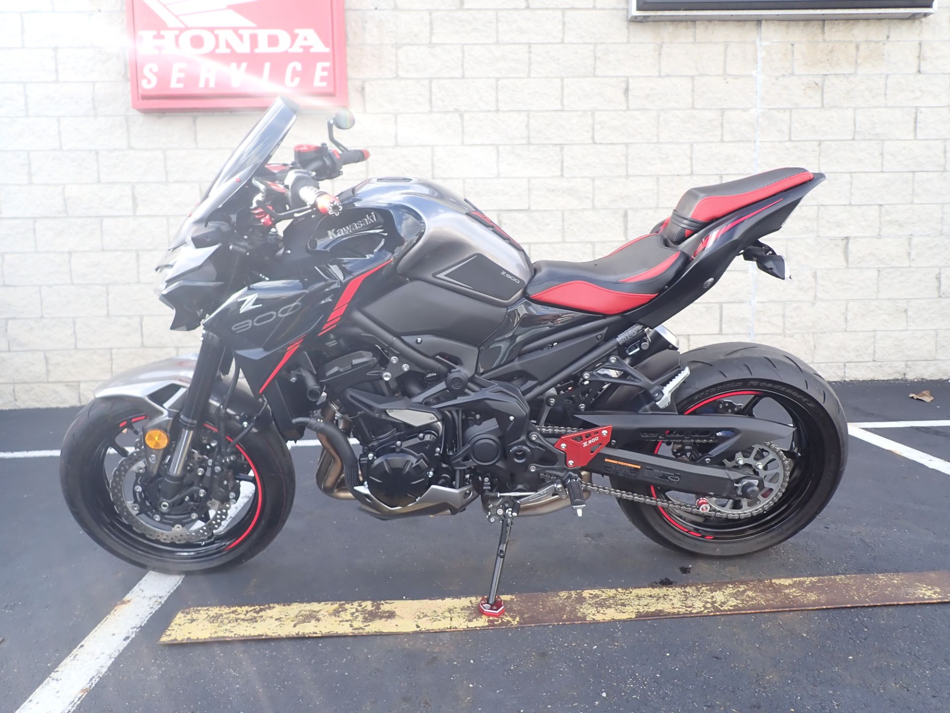 2023 Kawasaki Z900 ABS in Massillon, Ohio - Photo 7