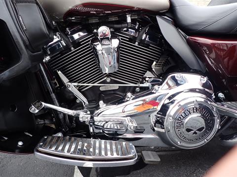 2018 Harley-Davidson Tri Glide® Ultra in Massillon, Ohio - Photo 9