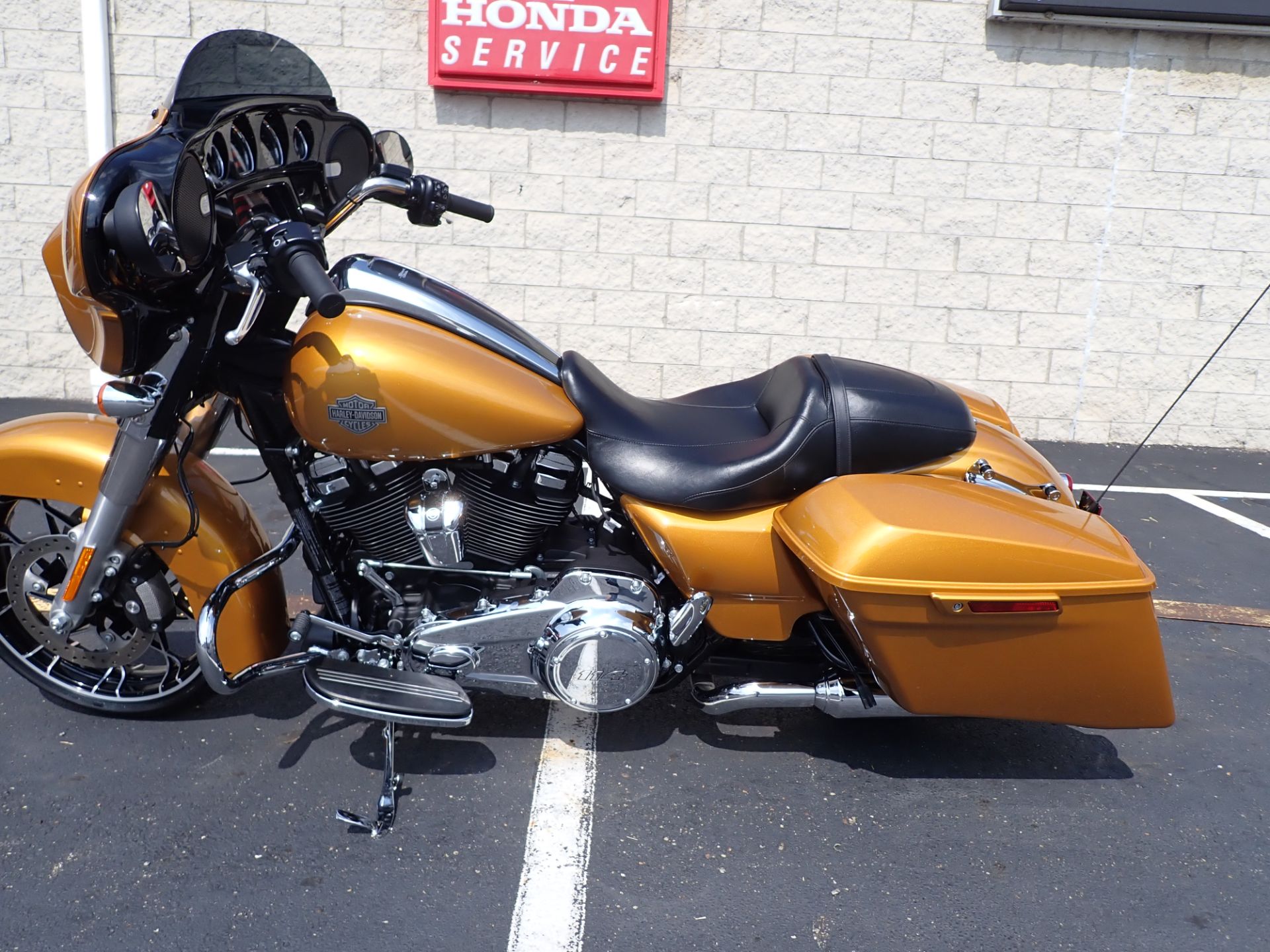 2023 Harley-Davidson Street Glide® Special in Massillon, Ohio - Photo 7