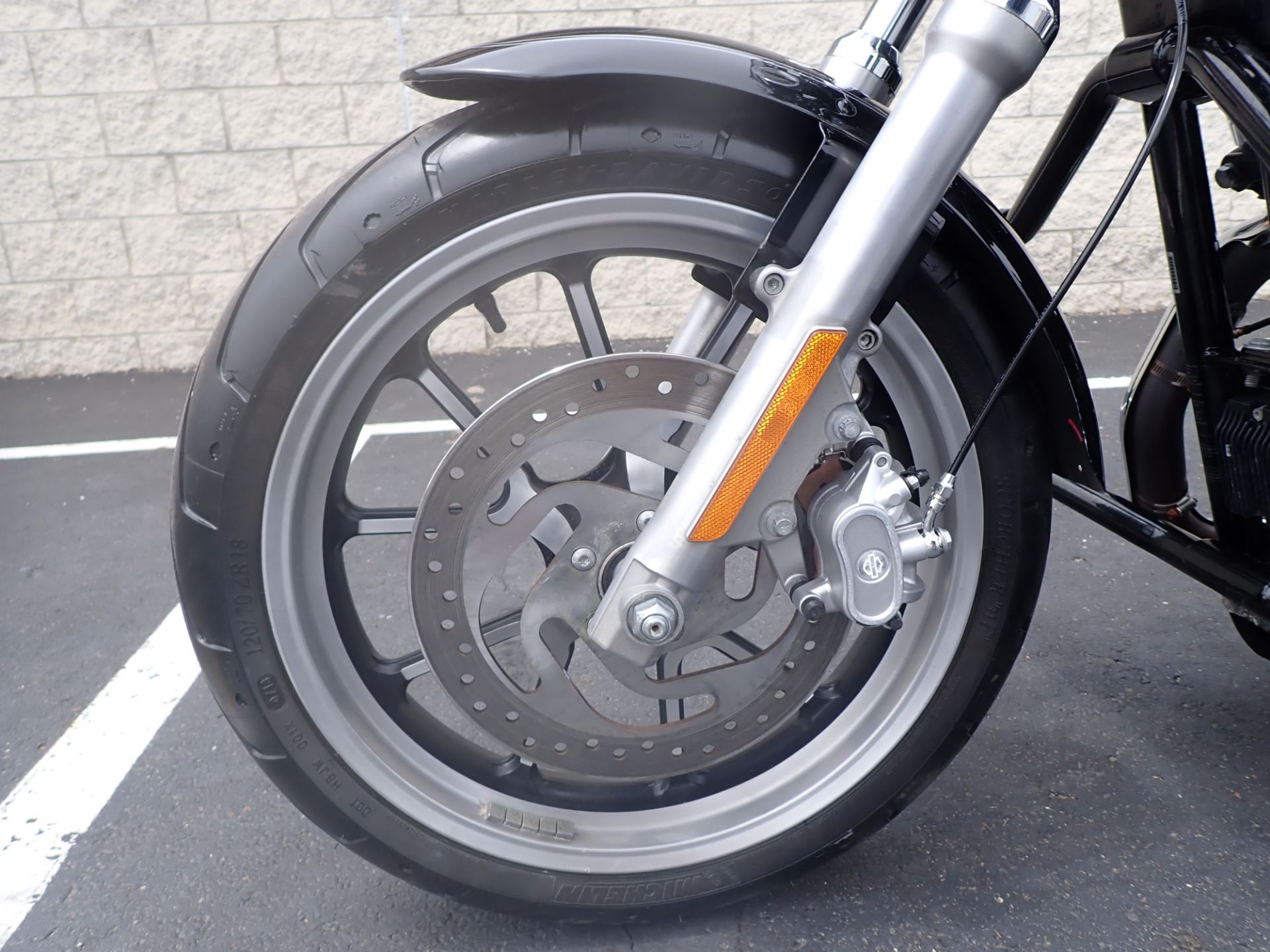 2014 Harley-Davidson SuperLow® 1200T in Massillon, Ohio - Photo 10