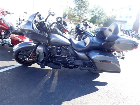 2021 Harley-Davidson Road Glide® Limited in Massillon, Ohio - Photo 3