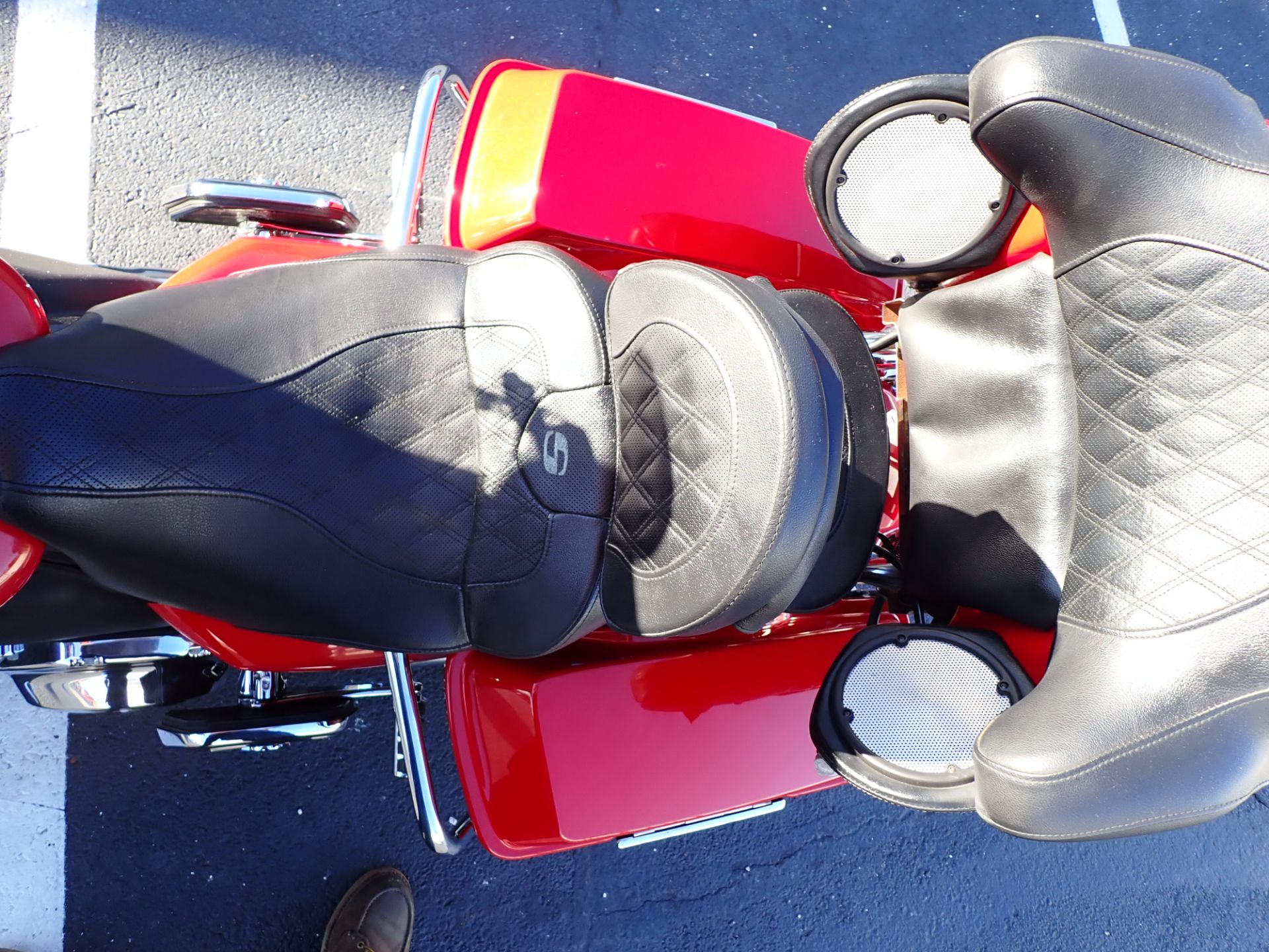 2011 Harley-Davidson Electra Glide® Ultra Limited in Massillon, Ohio - Photo 12