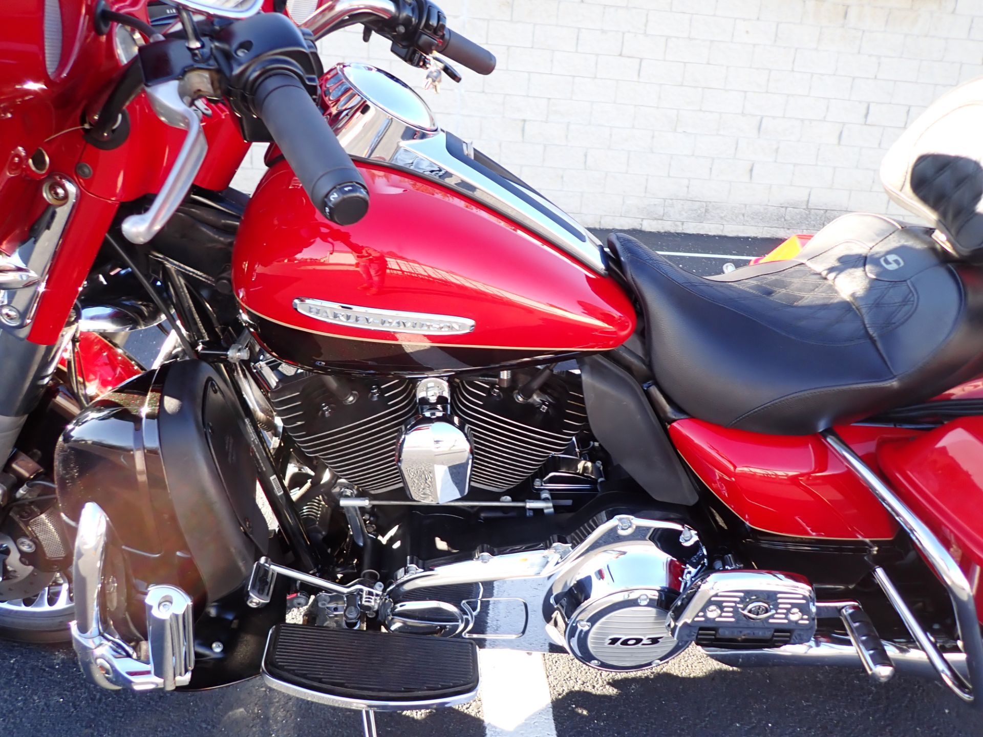 2011 Harley-Davidson Electra Glide® Ultra Limited in Massillon, Ohio - Photo 15