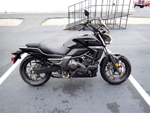 2018 Honda CTX700N DCT in Massillon, Ohio - Photo 1